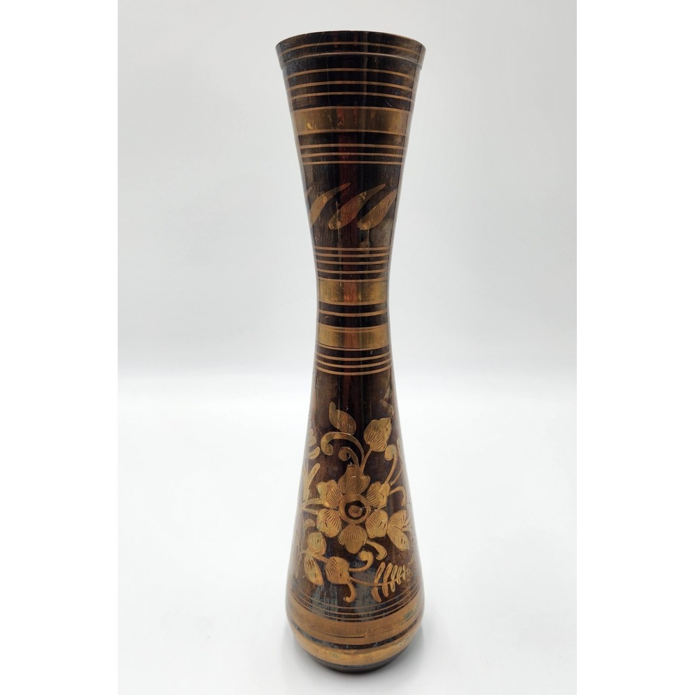 DECORATIVE BRASS FLORAL ETCHED VASE INDIAN ORIGIN